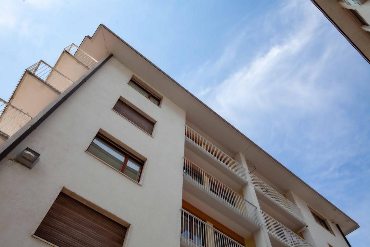 Attico Panoramico In Centro - Civetta Διαμέρισμα Μπελούνο Εξωτερικό φωτογραφία
